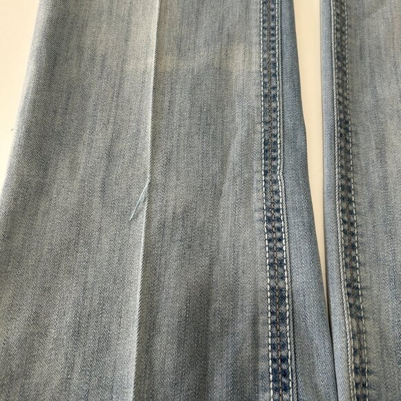 BKE Payton Jeans Womens size 31R Light Wash Boot Cut Stretch distressed ABK1233 - Picture 8 of 16